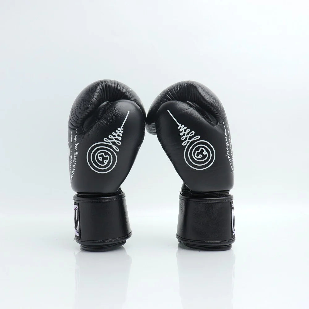 THAISMAI "YANT" Muay Thai Boxing Gloves Black